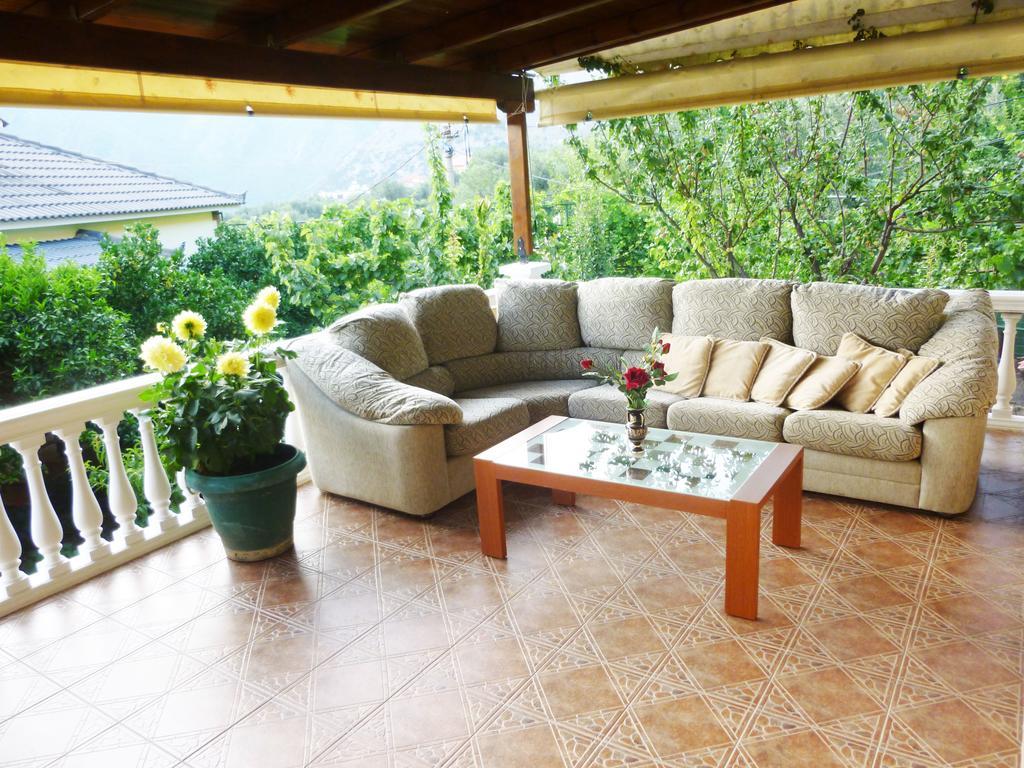 Vila Altini Borsh Exteriér fotografie