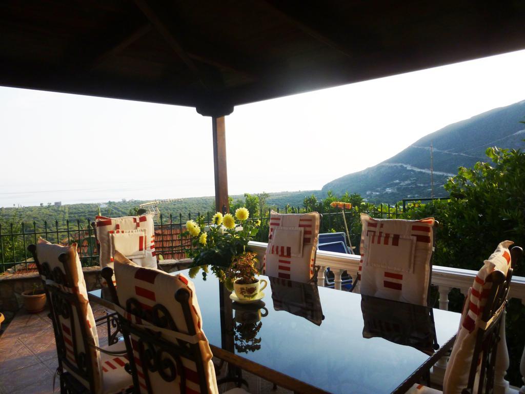 Vila Altini Borsh Exteriér fotografie