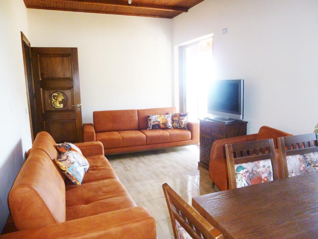 Vila Altini Borsh Exteriér fotografie