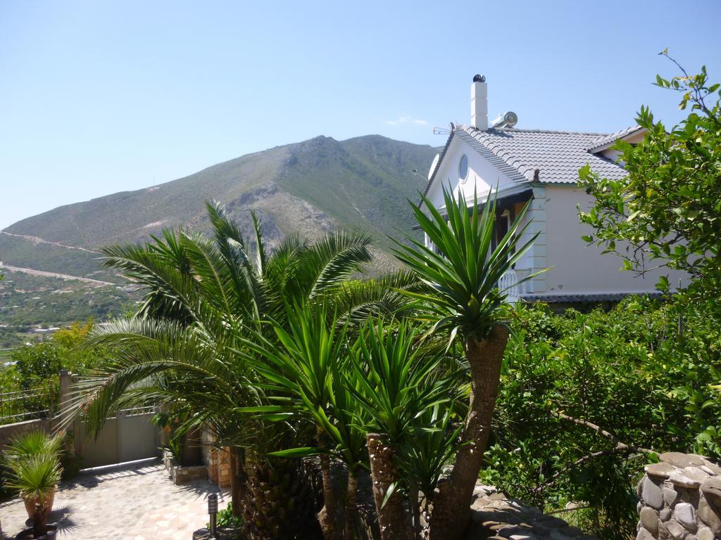 Vila Altini Borsh Exteriér fotografie